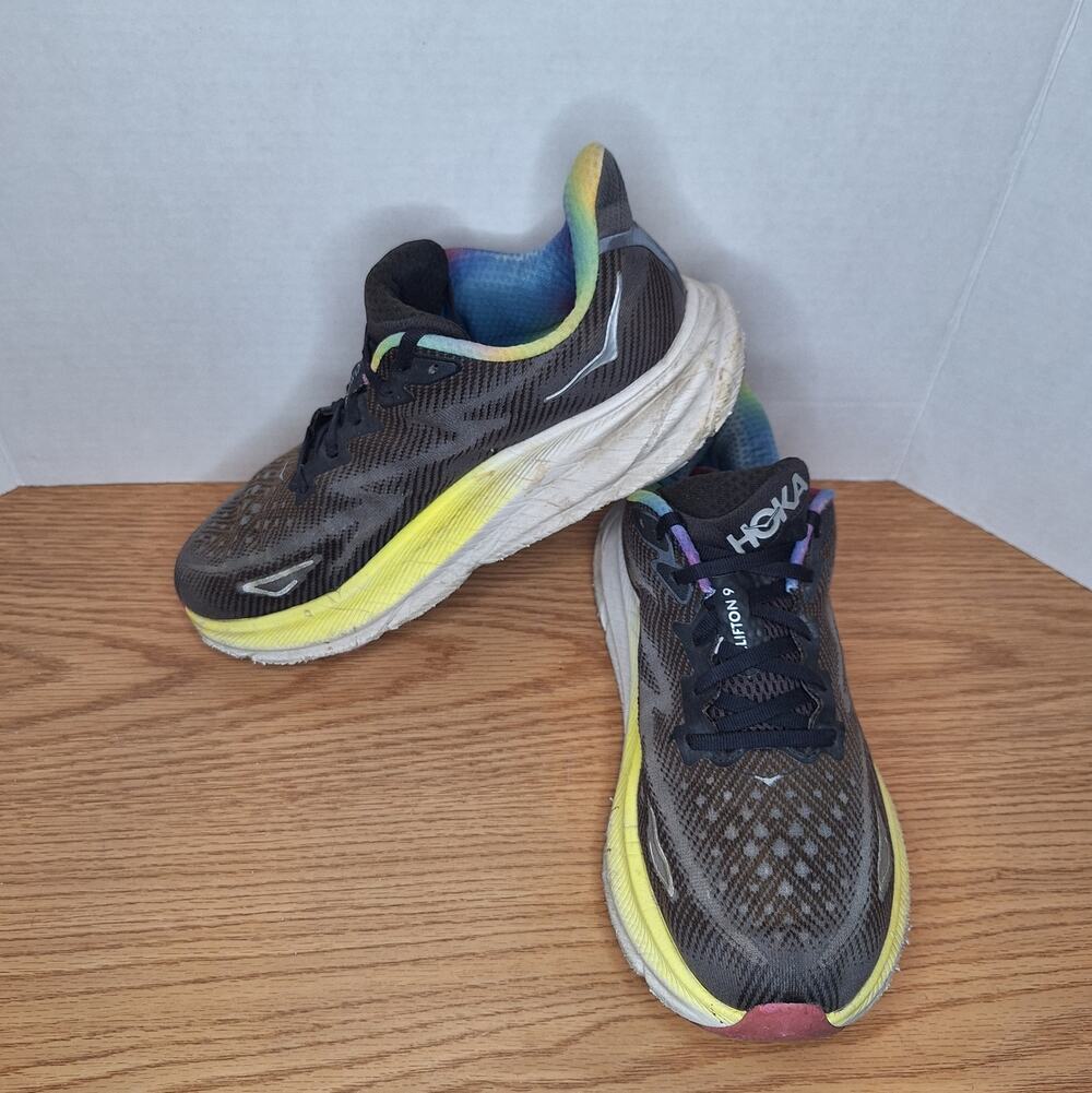 HOKA Clifton 9 Wide Mens 8 2E Running Shoes Black Rainbow Tie Dye 1132210 BAAB